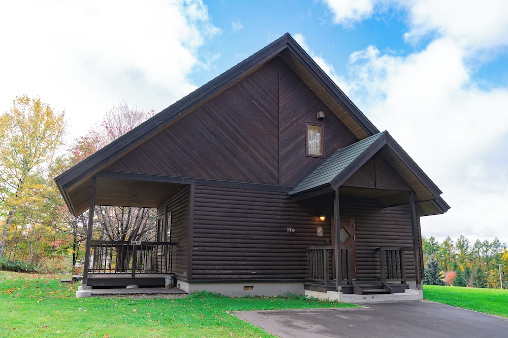 コテージ For 4 Person (ペット同伴不可) 喫煙 | 森のゆ花神楽