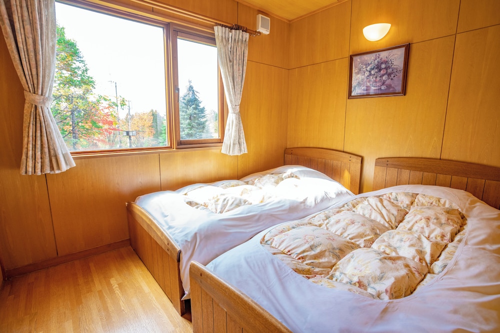 コテージ For 4 Person (ペット同伴不可) 喫煙 客室2 | 森のゆ花神楽