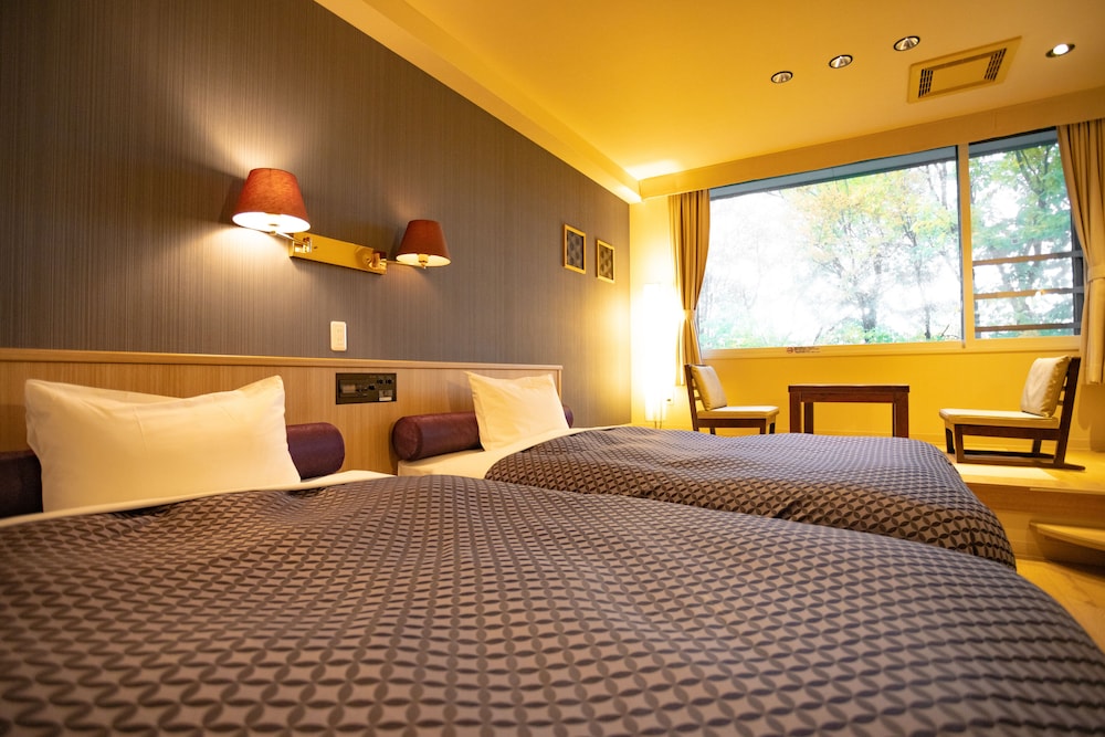 ベーシック ツインルーム 禁煙 | 森のゆ花神楽