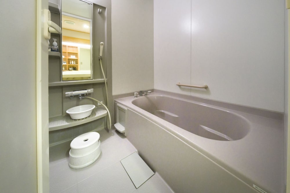 桂亭　和室[山梨ワインラウンジ利用可能] バスルーム0 | 富士山温泉 ホテル鐘山苑