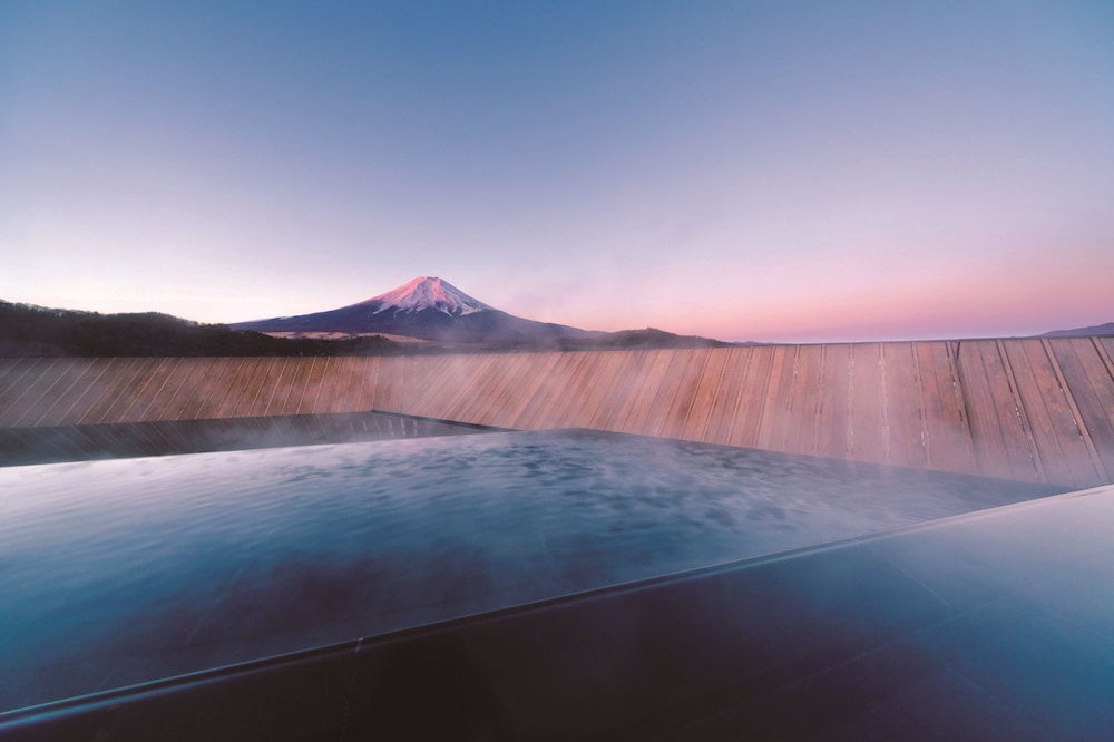 富士山温泉 ホテル鐘山苑