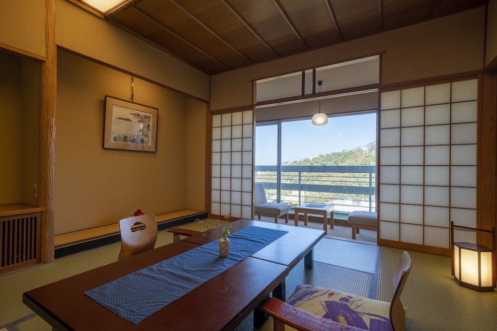 和室 東館 『緑翠亭』 素泊まり | 平野屋