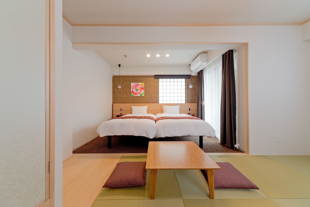 和洋室(デラックスツイン) 客室1 | M’s INN 東山