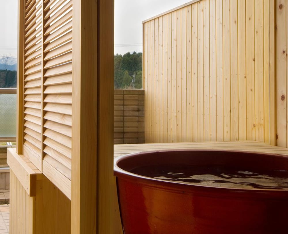 ツインルーム 専用バスルーム テラス / パティオ0 | つるぎ恋月