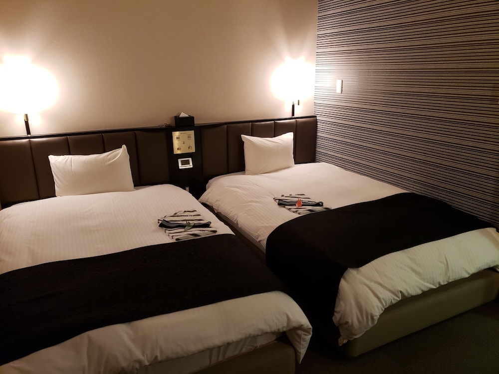 エコノミー ツインルーム 禁煙 | アパホテル〈尾張一宮駅前〉