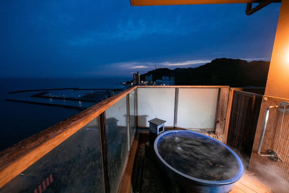 露天風呂付き客室 禁煙 バルコニーからの眺望0 | 南知多温泉郷 源氏香
