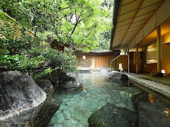 青山やまと