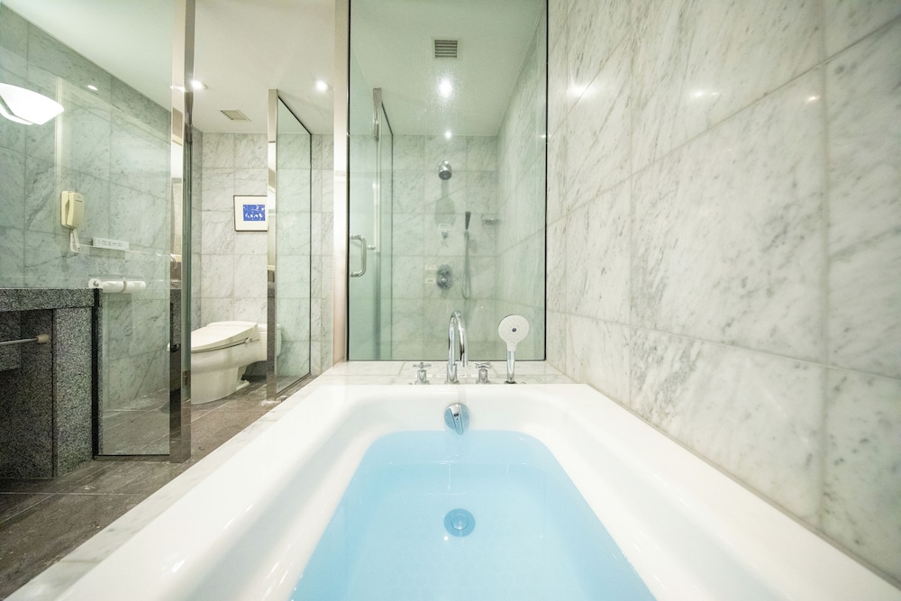 ロイヤルスイートルーム 禁煙 バスルーム0 | ホテル日航大分 オアシスタワー