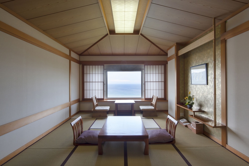本館海側和室 素泊まり 禁煙 客室1 | ホテル伊豆急