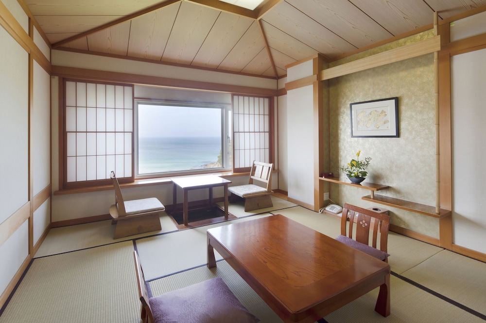 本館海側和室 素泊まり 禁煙 客室3 | ホテル伊豆急