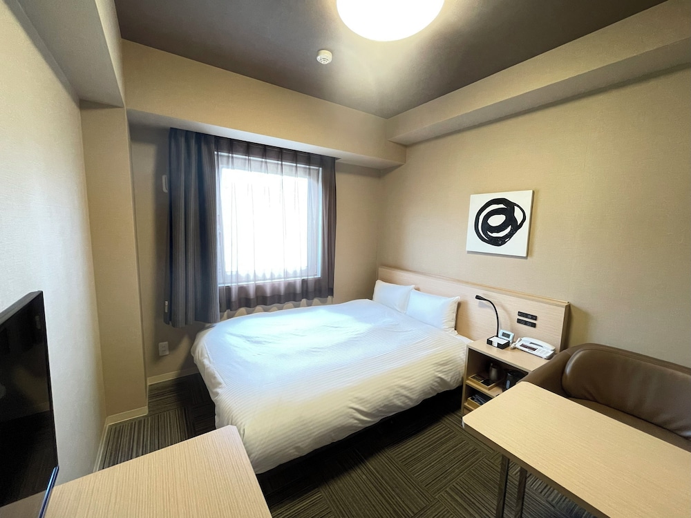 スタンダードセミダブルルーム 喫煙可 | ホテル ルートイン Grand 上田駅前