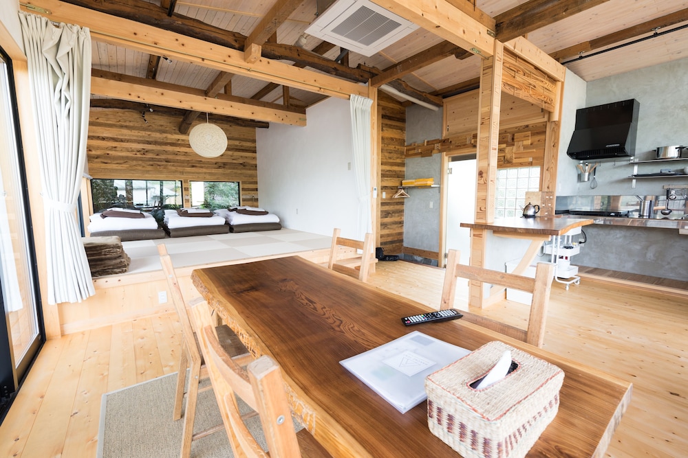 デザイン アパートメント マウンテンビュー 別館 客室1 | 温泉付ゲストハウス HAKONE TENT