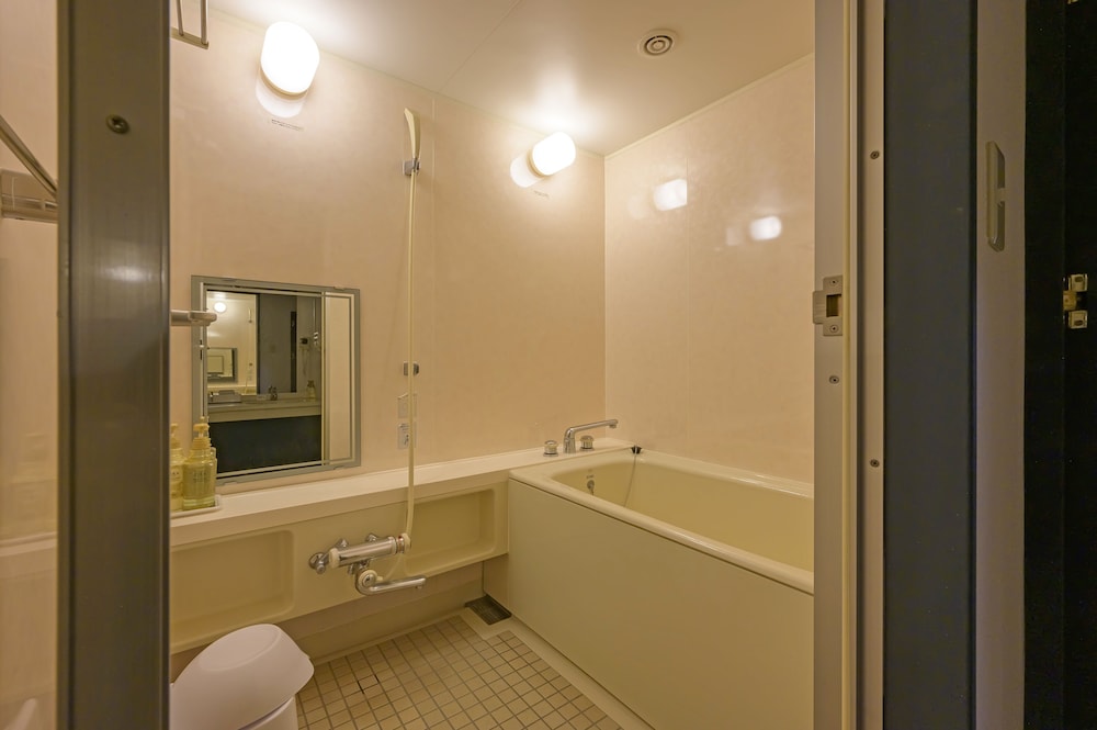 和室 禁煙 客室2 | 富良野リゾートホテル エーデルヴェルメ