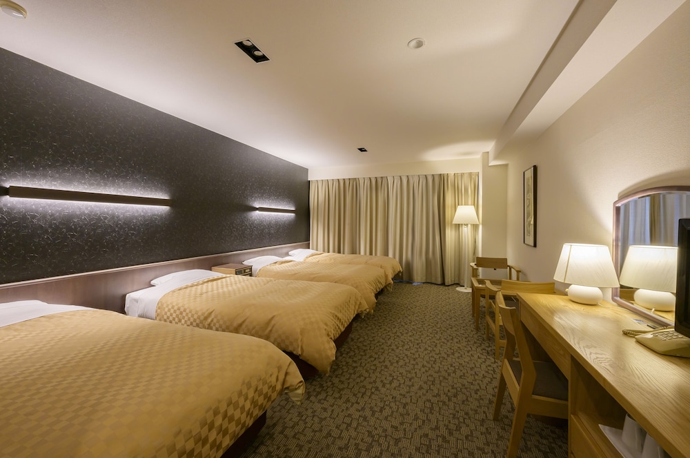 4 人部屋 禁煙 | 富良野リゾートホテル エーデルヴェルメ