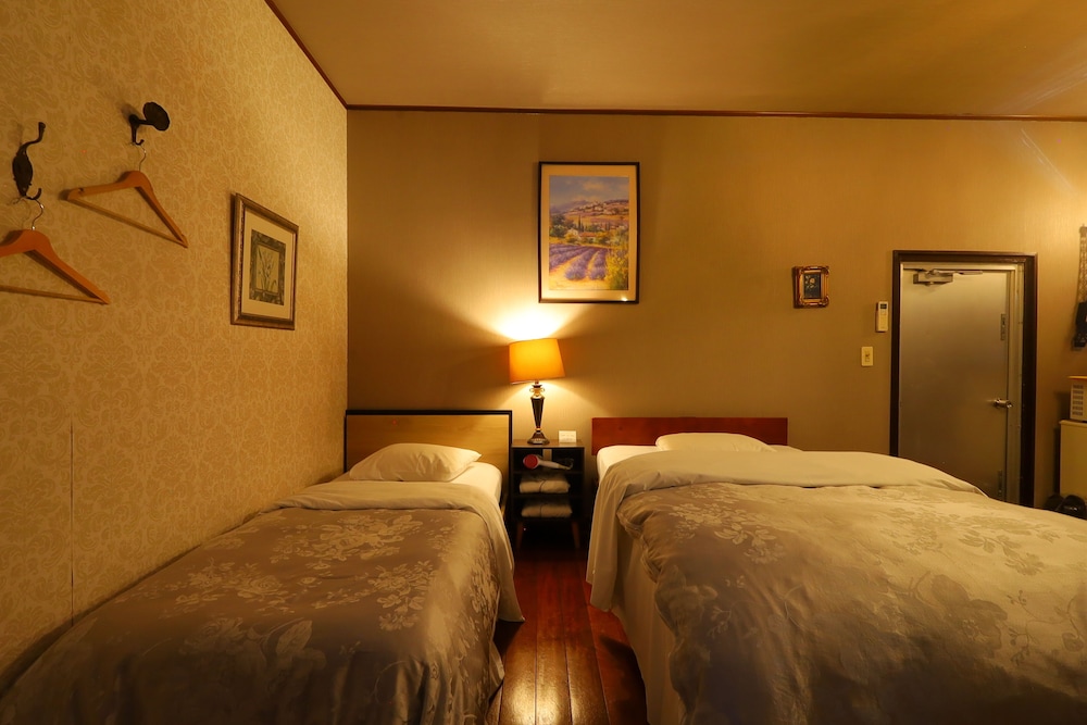 スタンダード ダブルルーム 客室7 | 白浜ホテル