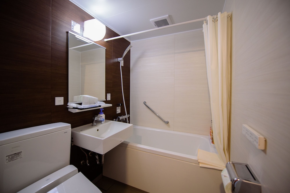 和洋室1F　(禁煙) バスルーム0 | 湯布院温泉 ひすいの宿 黎明