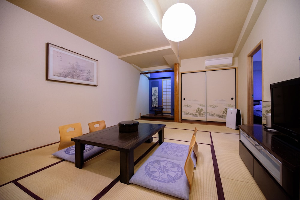 特別室露天風呂付き　(禁煙) 客室1 | 湯布院温泉 ひすいの宿 黎明