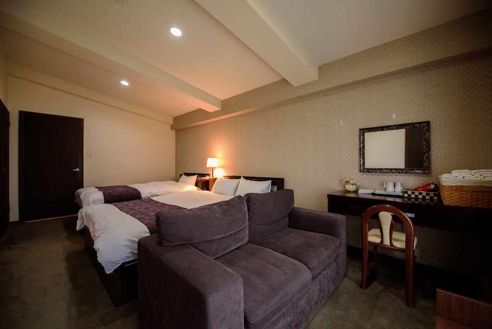 特別室露天風呂付き　(禁煙) 客室3 | 湯布院温泉 ひすいの宿 黎明