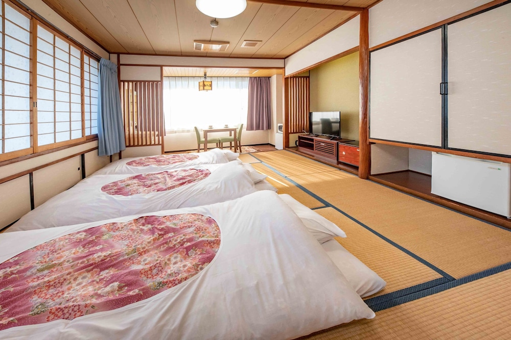 和室10畳 禁煙 | ホテル新まこも