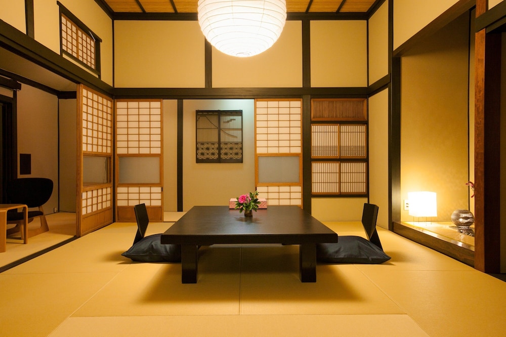 庭園露天風呂付和室 客室9 | 伊東 緑涌