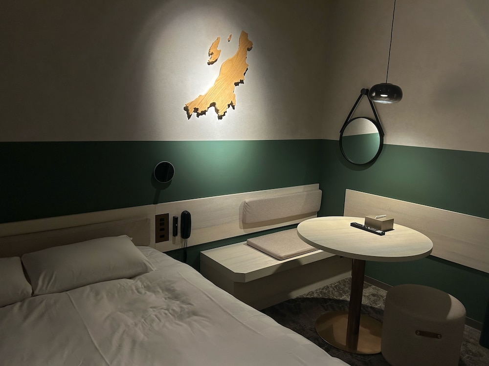 ダブルルーム 禁煙 客室2 | ホテルグローバルビュー新潟