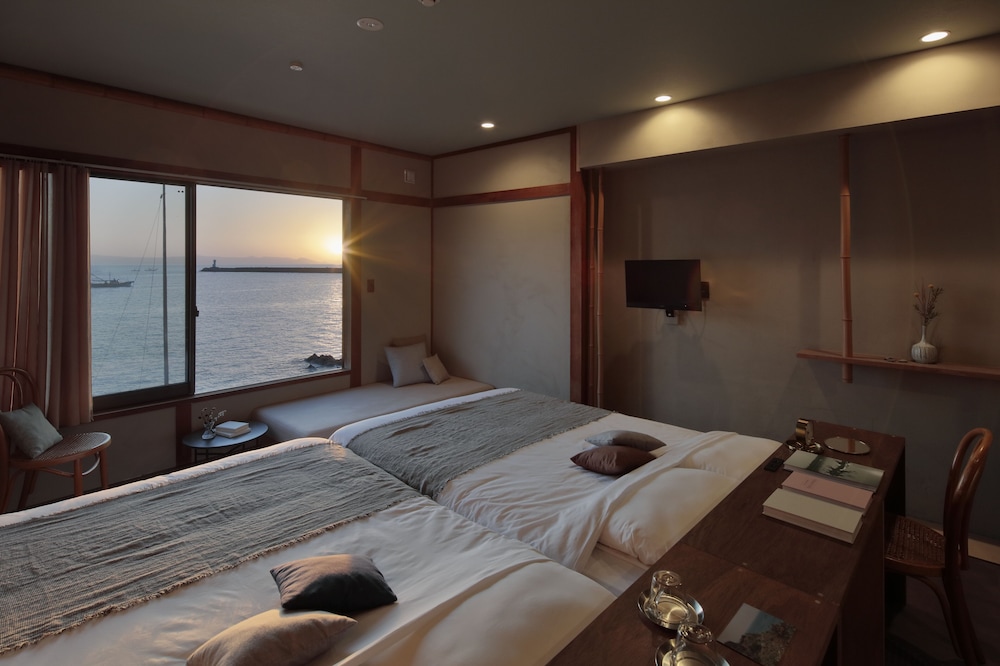 ツインルーム オーシャンビュー | Nagasaki House ぶらぶら