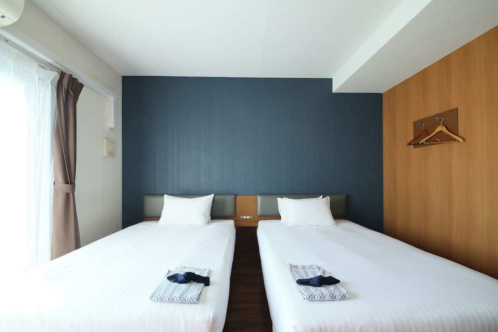 ベーシック ツインルーム 2 ベッドルーム 禁煙 客室18 | ホテルトラッド大阪鶴橋