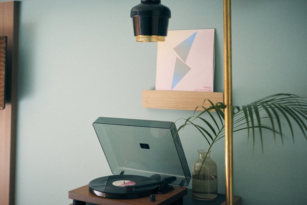 ダブルルーム 禁煙 客室の設備とサービス1 | HOTEL SHE, KYOTO