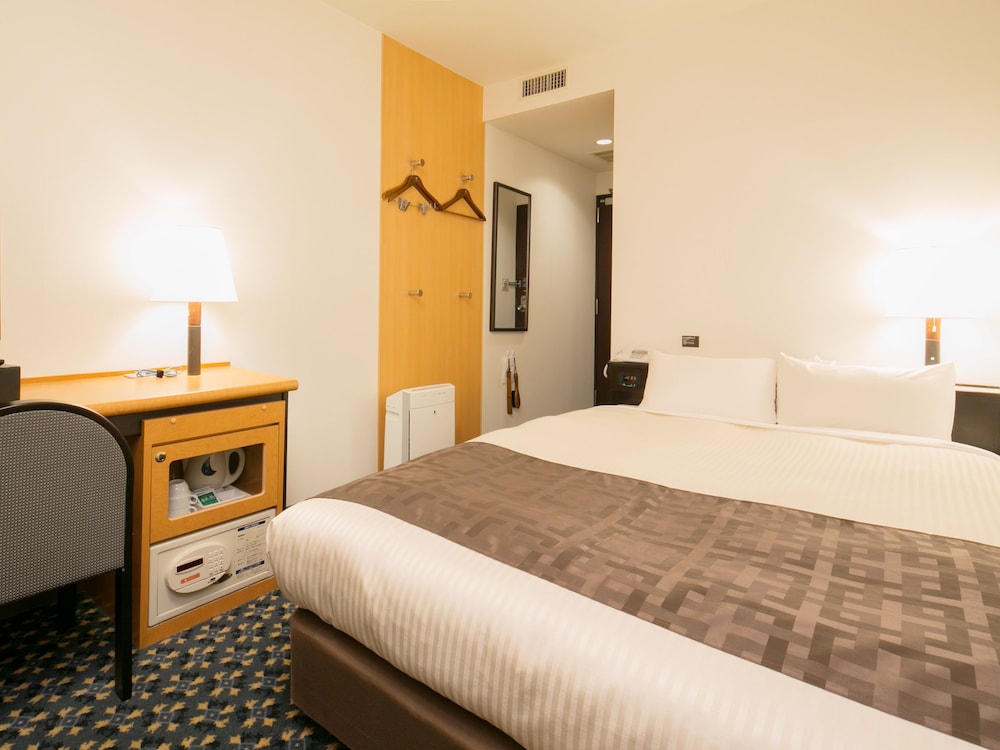 ダブルルーム 喫煙可 | プレミアホテル -CABIN- 札幌