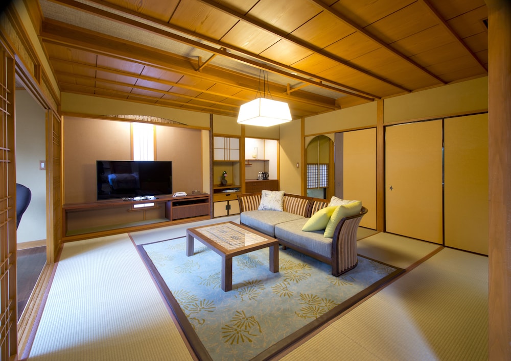 客室1 | 伊豆 伊東 浮山温泉 ABBA RESORTS IZU - 坐漁荘