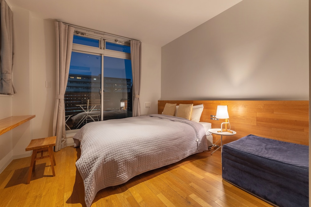 ダブルルーム(バストイレ付き) | UNPLAN Kagurazaka