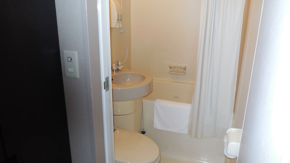 スタンダード ツインルーム 禁煙 バスルーム0 | くれたけイン御殿場インター