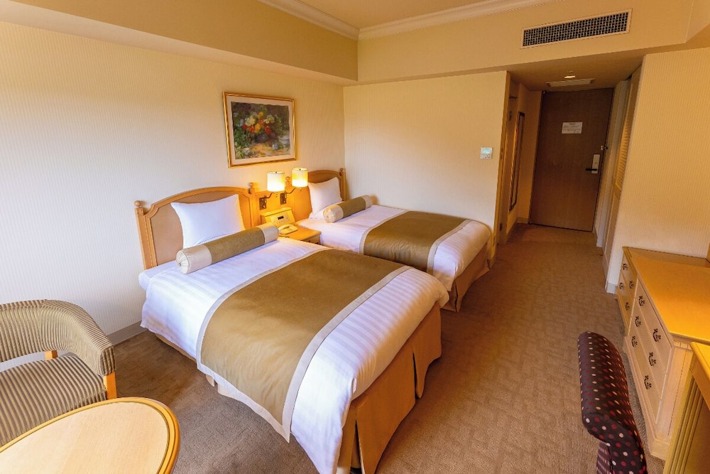 スーペリアツインルーム ステーションビュー 禁煙 客室3 | ホテルオークラ JR ハウステンボス