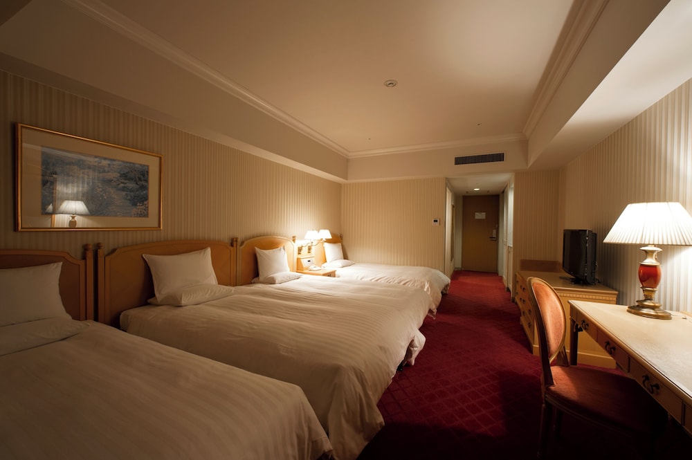 スタンダード 4人部屋 パークビュー 禁煙 客室1 | ホテルオークラ JR ハウステンボス