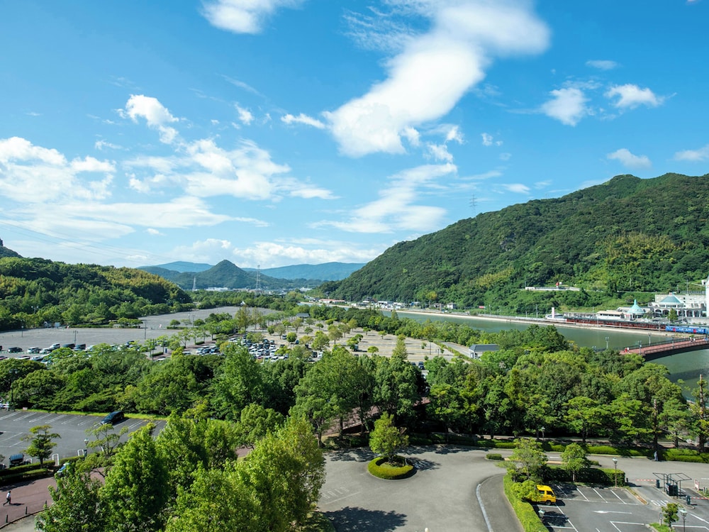 スタンダードツインルーム ステーションビュー 禁煙 部屋からの景観0 | ホテルオークラ JR ハウステンボス