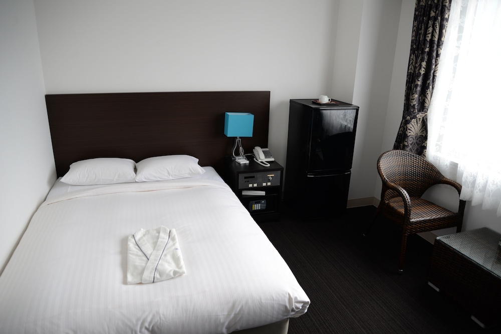 ダブルルーム シティビュー | ライベストイン奄美