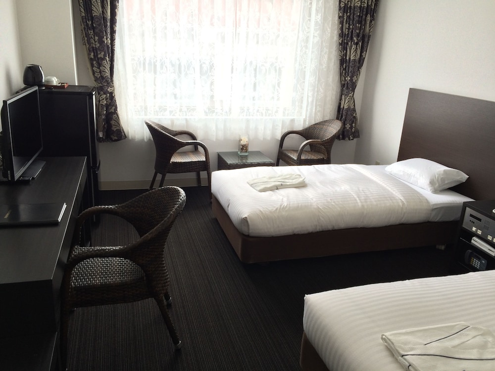 ツインルーム シティビュー 客室1 | ライベストイン奄美