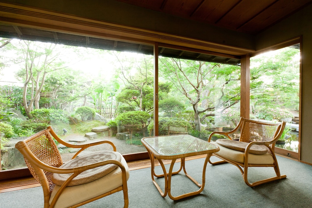 離れ家 部屋からの景観0 | 泰泉閣