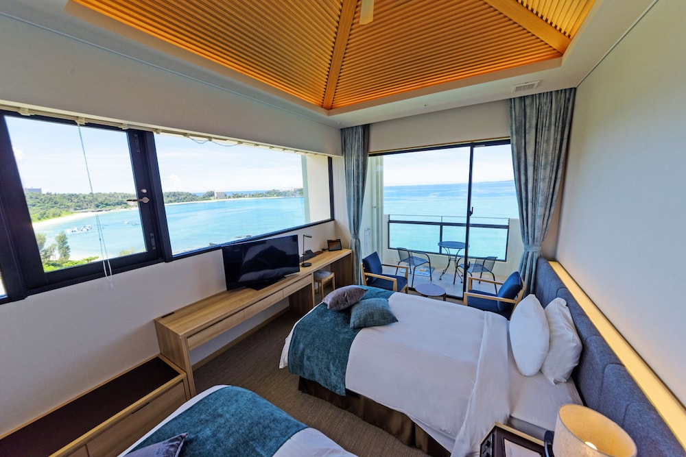 エグゼクティブ ルーム シングルベッド 2 台 禁煙 オーシャンフロント (with Extra Bed) 客室2 | ベストウェスタン沖縄幸喜ビーチ