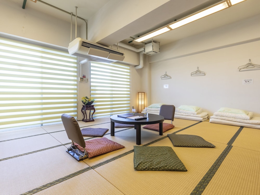 トラディショナル ルーム 禁煙 共用バスルーム | おもてなしホステル 宮島