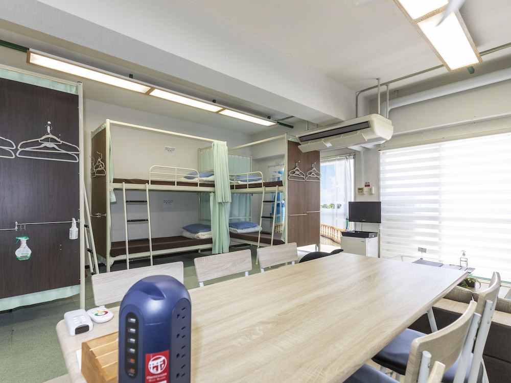 コンフォート ルーム 禁煙 共用バスルーム 客室5 | おもてなしホステル 宮島