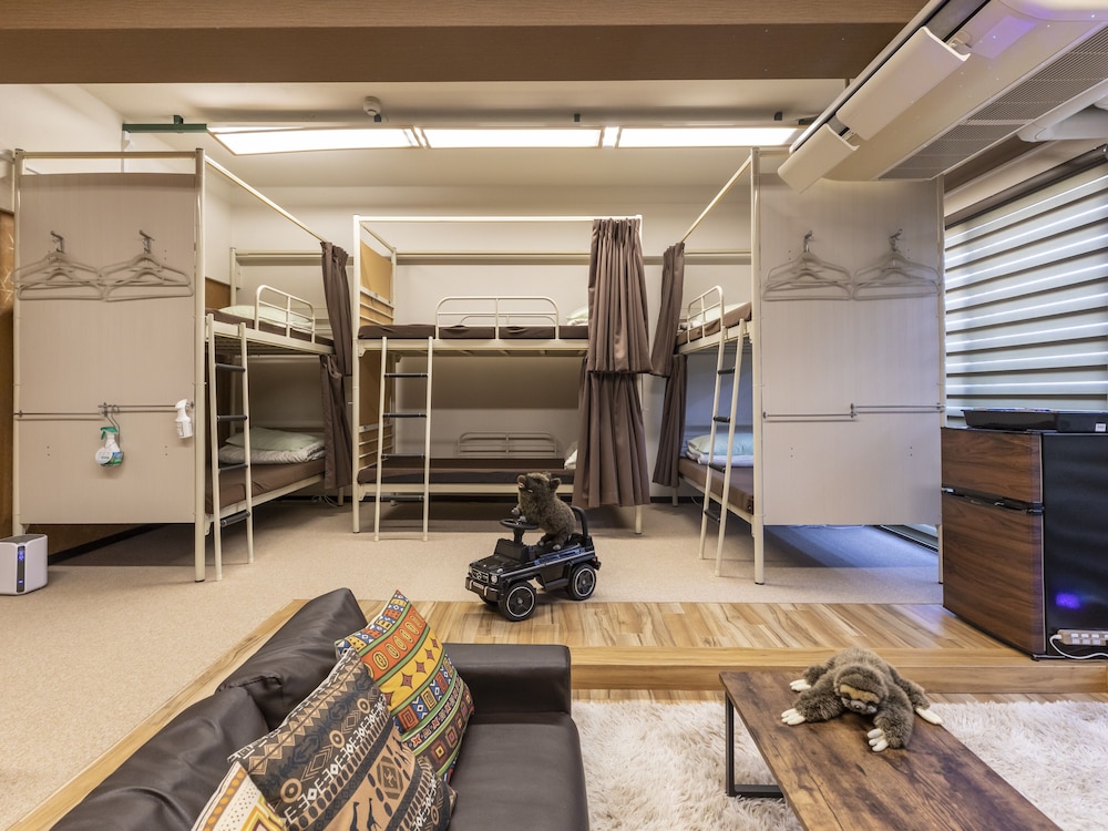 エクスクルーシブ ルーム 禁煙 共用バスルーム 客室6 | おもてなしホステル 宮島