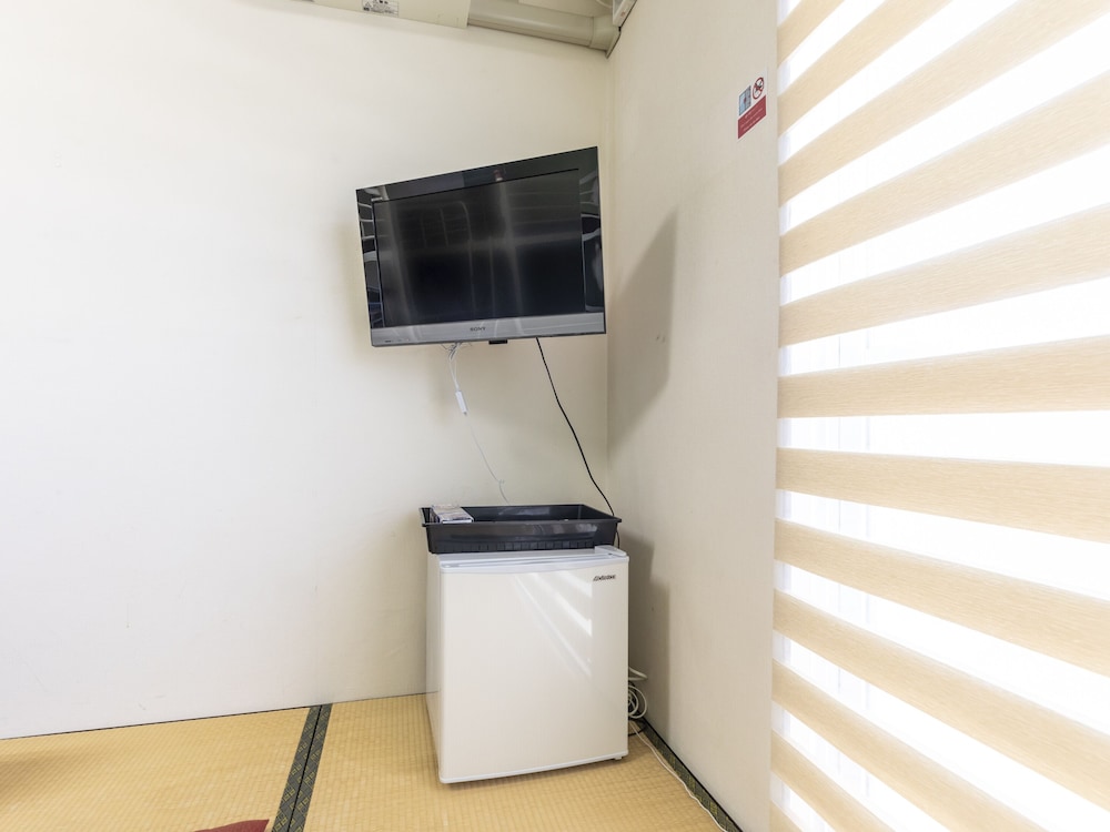 オーシャンビュー和洋室B 共用バスルーム 客室5 | おもてなしホステル 宮島