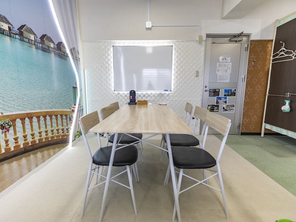 コンフォート ルーム 禁煙 共用バスルーム 客室13 | おもてなしホステル 宮島