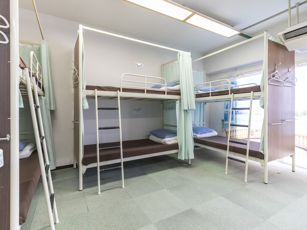 コンフォート ルーム 禁煙 共用バスルーム 客室12 | おもてなしホステル 宮島