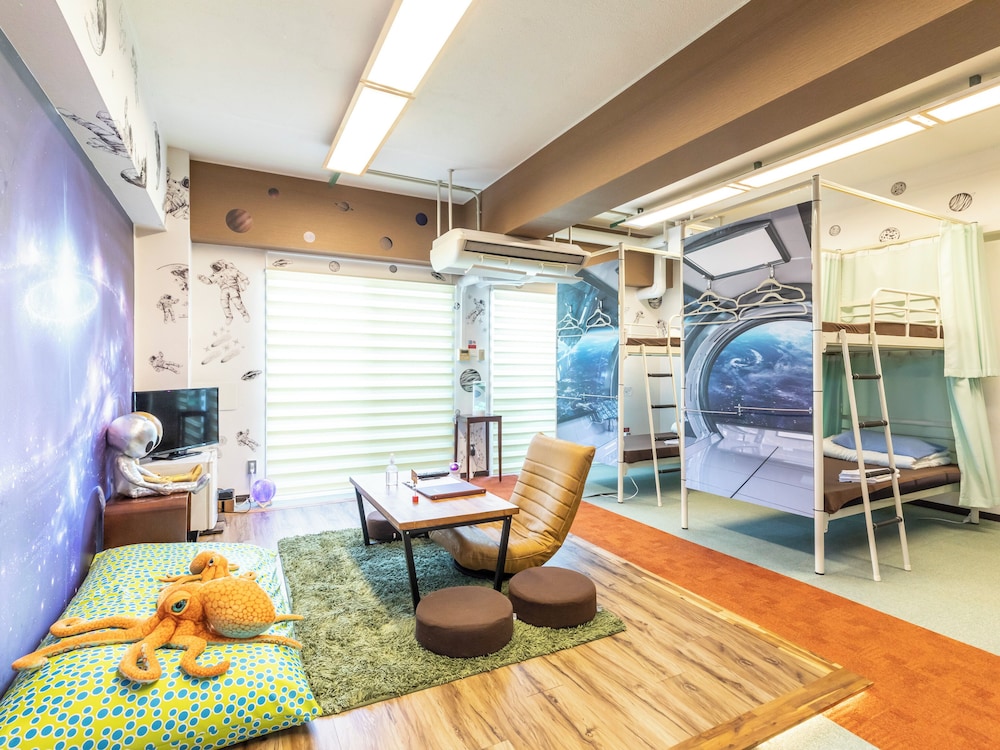 デラックス ルーム 禁煙 共用バスルーム | おもてなしホステル 宮島