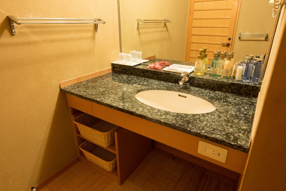 新館 ツインルーム 禁煙 バスルーム0 | 松田屋ホテル