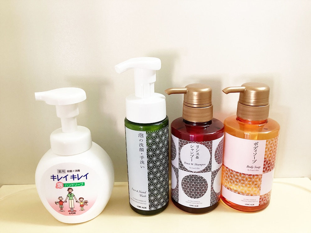 トラディショナル ツインルーム シティビュー バスルーム2 | 志賀一井ホテル