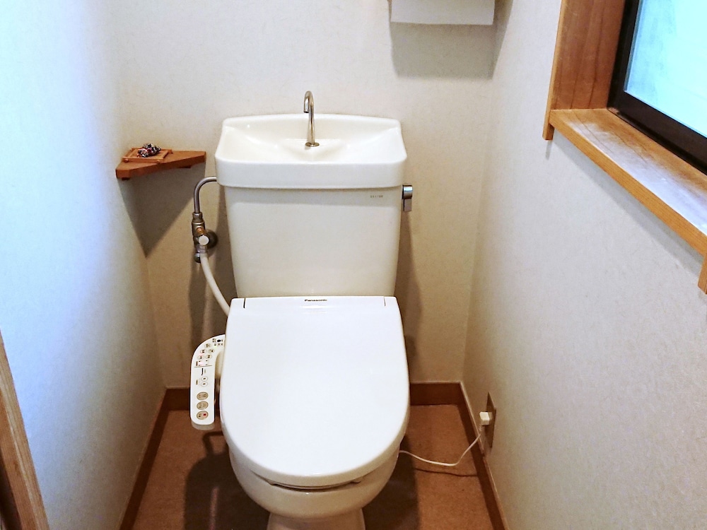 和室 10畳 客室の設備とサービス1 | 伊東温泉 陽気館