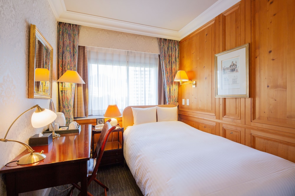 スタンダード セミダブルルーム 禁煙 | アートホテル小倉 ニュータガワ